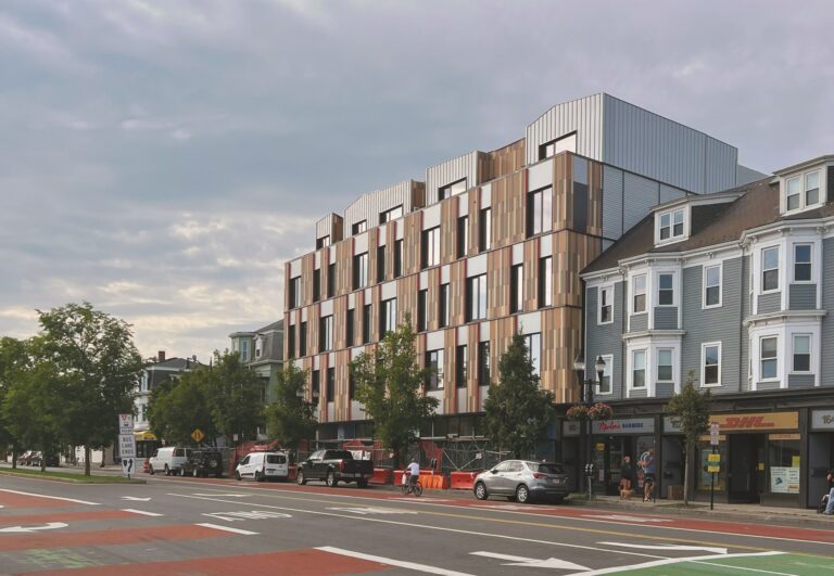 154_BROADWAY_01_Facade_Utile_BH-Edit-002